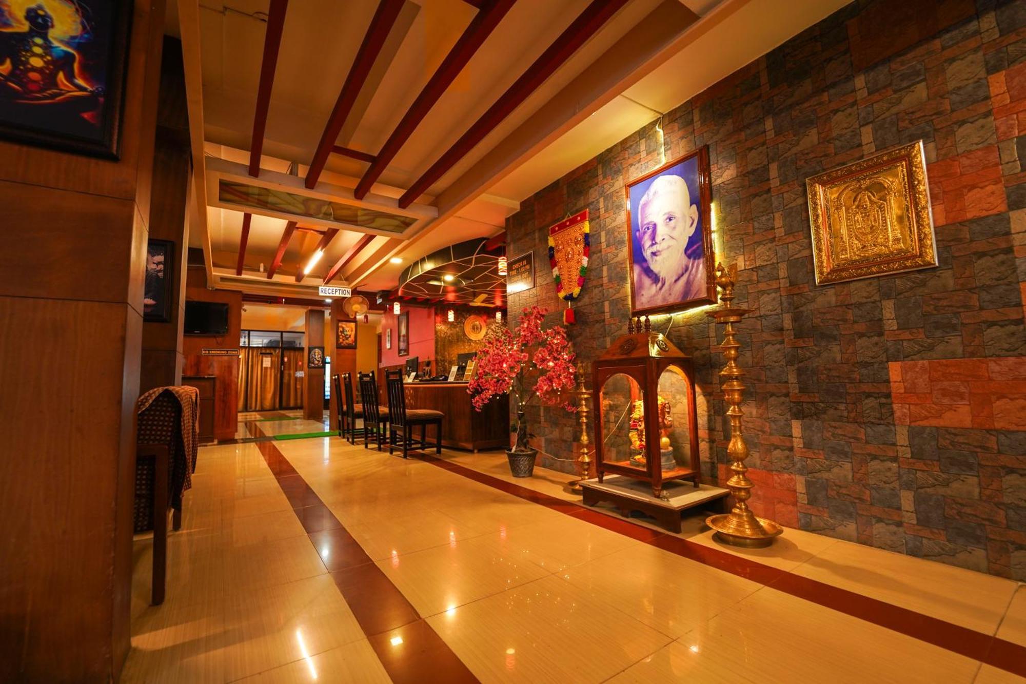 Tiruvannāmalai Ramana Towers 아파트 외부 사진